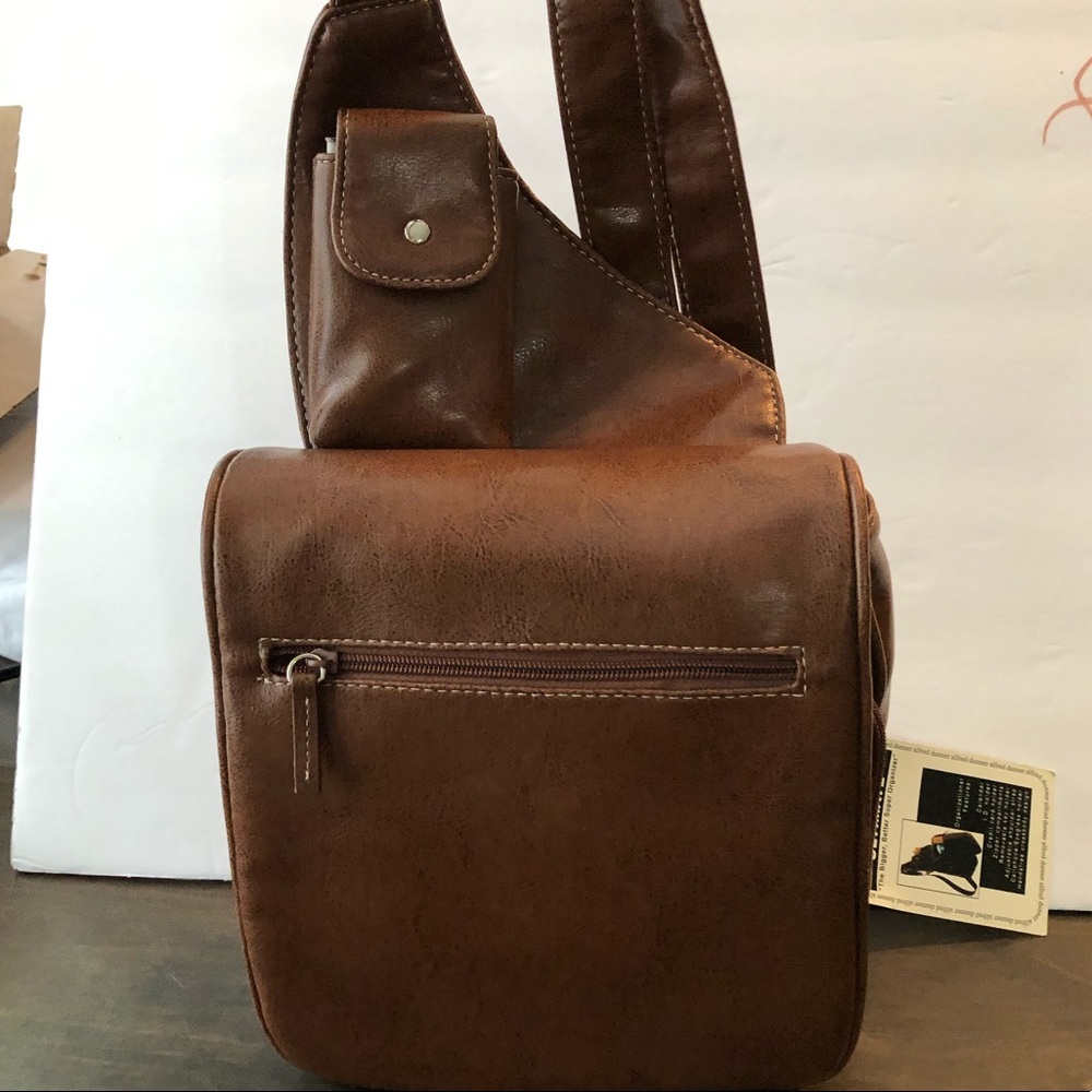 Alfred Dunner Crossbody Organizational Bag Cognac